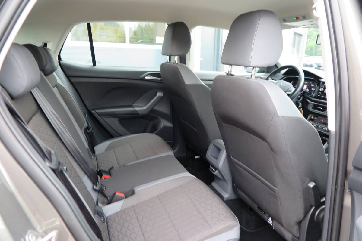 Volkswagen T-Cross Volkswagen T-Cross 1.0 TSI 110pk DSG Style, Led, Virtual Cockpit, Navigatie, Stoelverwarming, DAB+ ,Carplay ,etc .