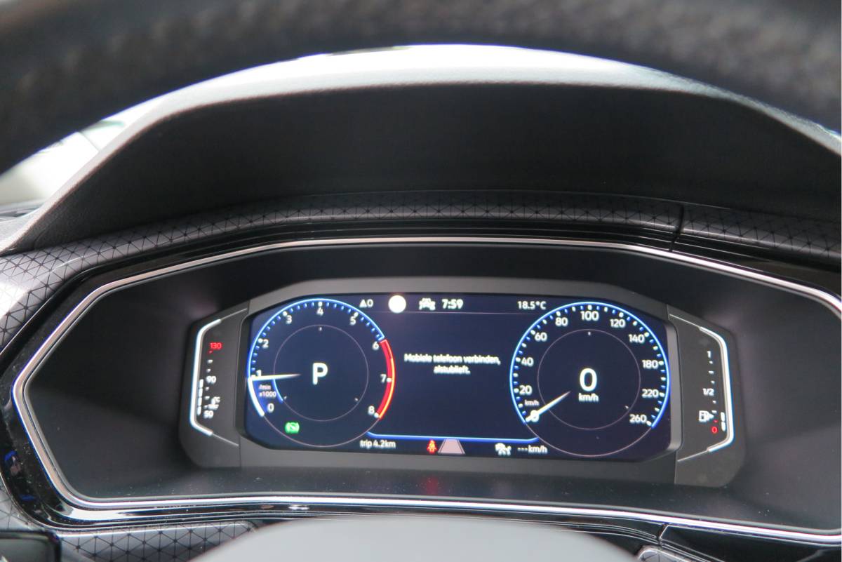 Volkswagen T-Cross Volkswagen T-Cross 1.0 TSI 110pk DSG Style, Led, Virtual Cockpit, Navigatie, Stoelverwarming, DAB+ ,Carplay ,etc .