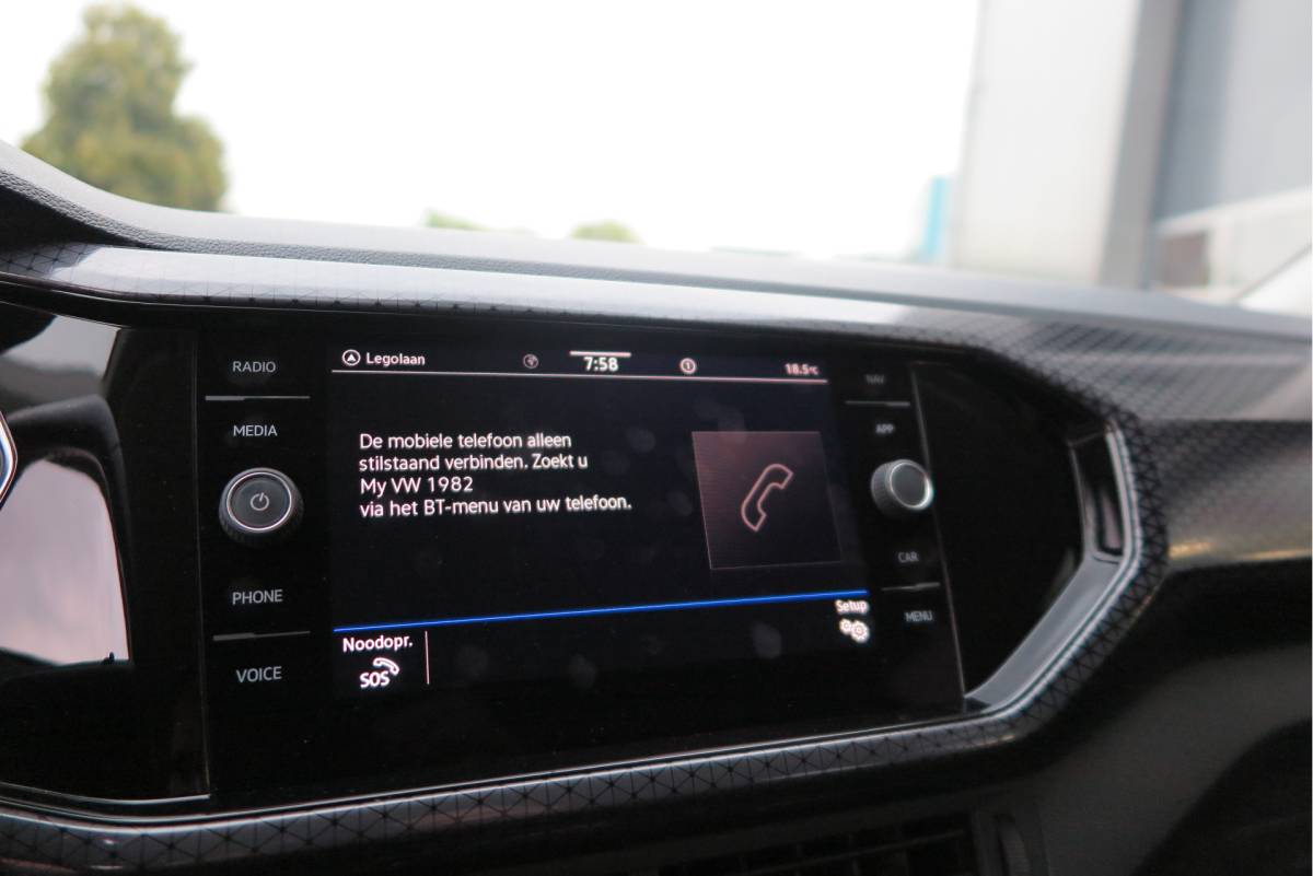 Volkswagen T-Cross Volkswagen T-Cross 1.0 TSI 110pk DSG Style, Led, Virtual Cockpit, Navigatie, Stoelverwarming, DAB+ ,Carplay ,etc .