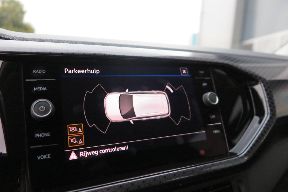 Volkswagen T-Cross Volkswagen T-Cross 1.0 TSI 110pk DSG Style, Led, Virtual Cockpit, Navigatie, Stoelverwarming, DAB+ ,Carplay ,etc .