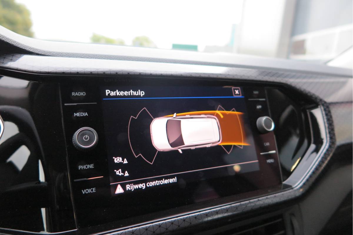 Volkswagen T-Cross Volkswagen T-Cross 1.0 TSI 110pk DSG Style, Led, Virtual Cockpit, Navigatie, Stoelverwarming, DAB+ ,Carplay ,etc .