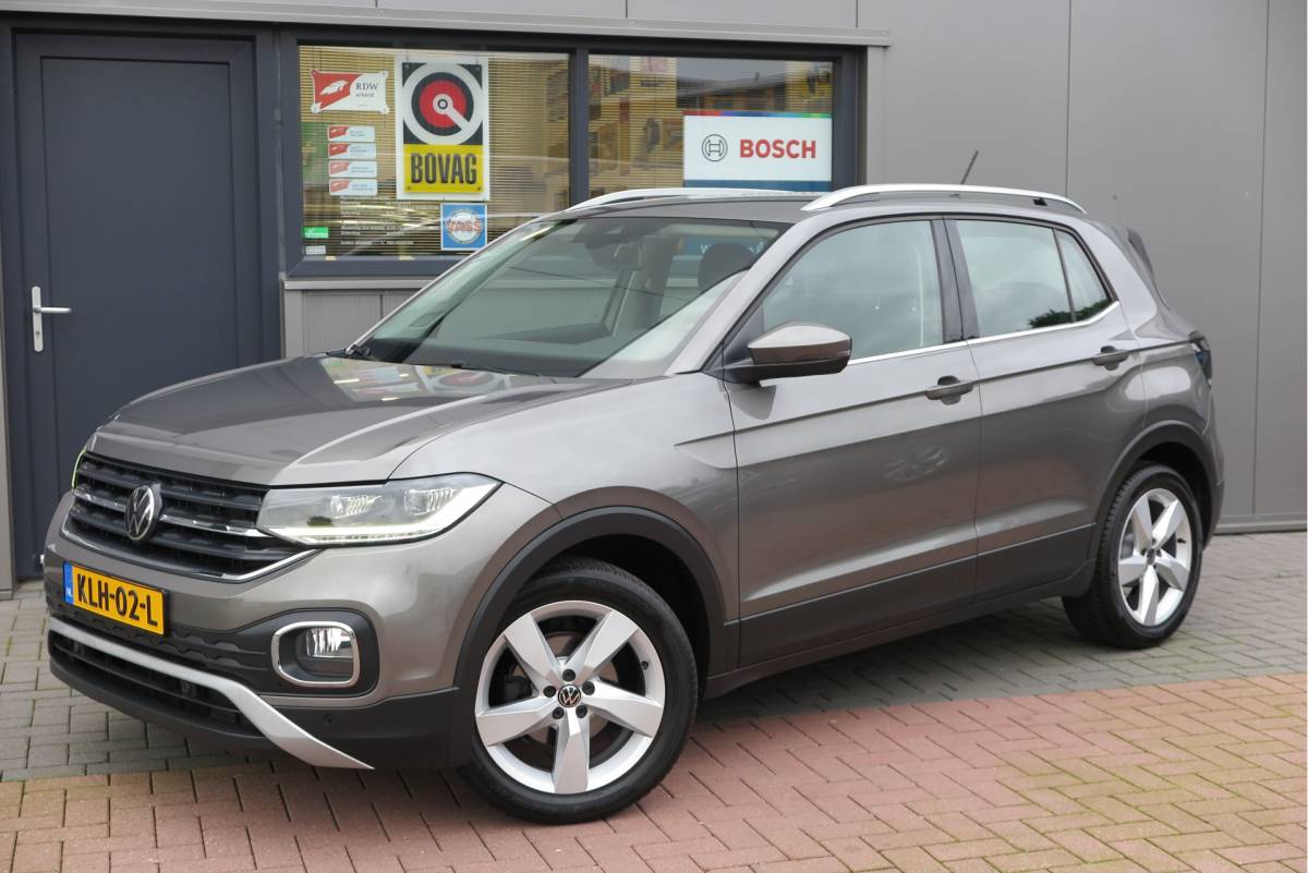 Volkswagen T-Cross Volkswagen T-Cross 1.0 TSI 110pk DSG Style, Led, Virtual Cockpit, Navigatie, Stoelverwarming, DAB+ ,Carplay ,etc .