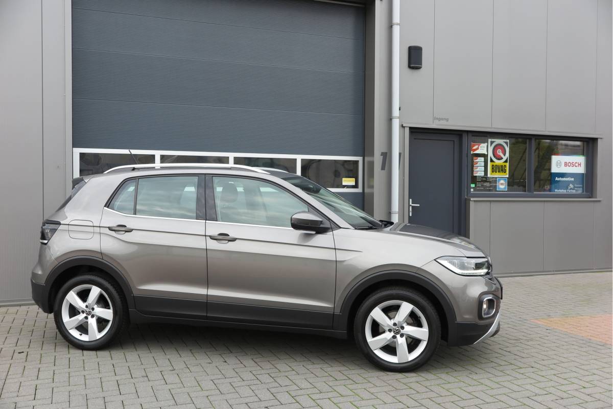 Volkswagen T-Cross Volkswagen T-Cross 1.0 TSI 110pk DSG Style, Led, Virtual Cockpit, Navigatie, Stoelverwarming, DAB+ ,Carplay ,etc .