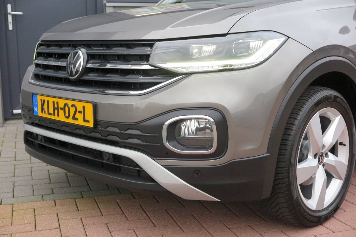 Volkswagen T-Cross Volkswagen T-Cross 1.0 TSI 110pk DSG Style, Led, Virtual Cockpit, Navigatie, Stoelverwarming, DAB+ ,Carplay ,etc .