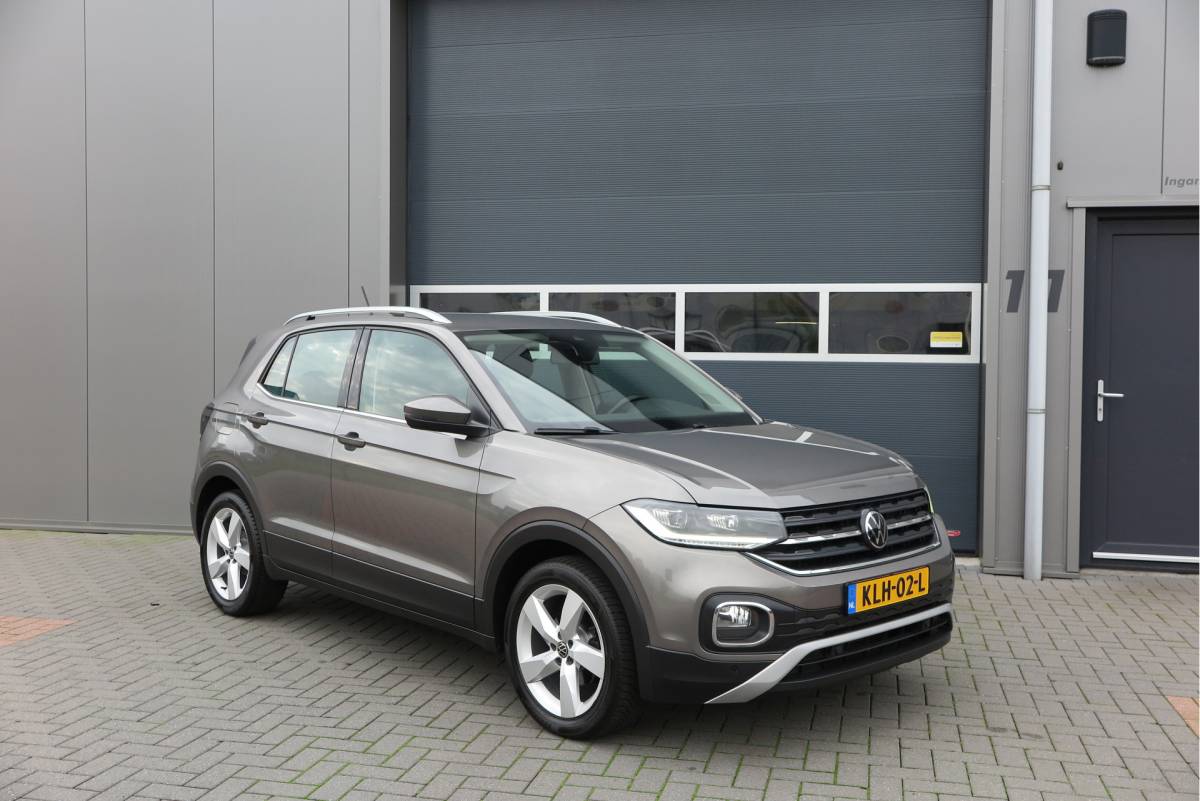 Volkswagen T-Cross Volkswagen T-Cross 1.0 TSI 110pk DSG Style, Led, Virtual Cockpit, Navigatie, Stoelverwarming, DAB+ ,Carplay ,etc .