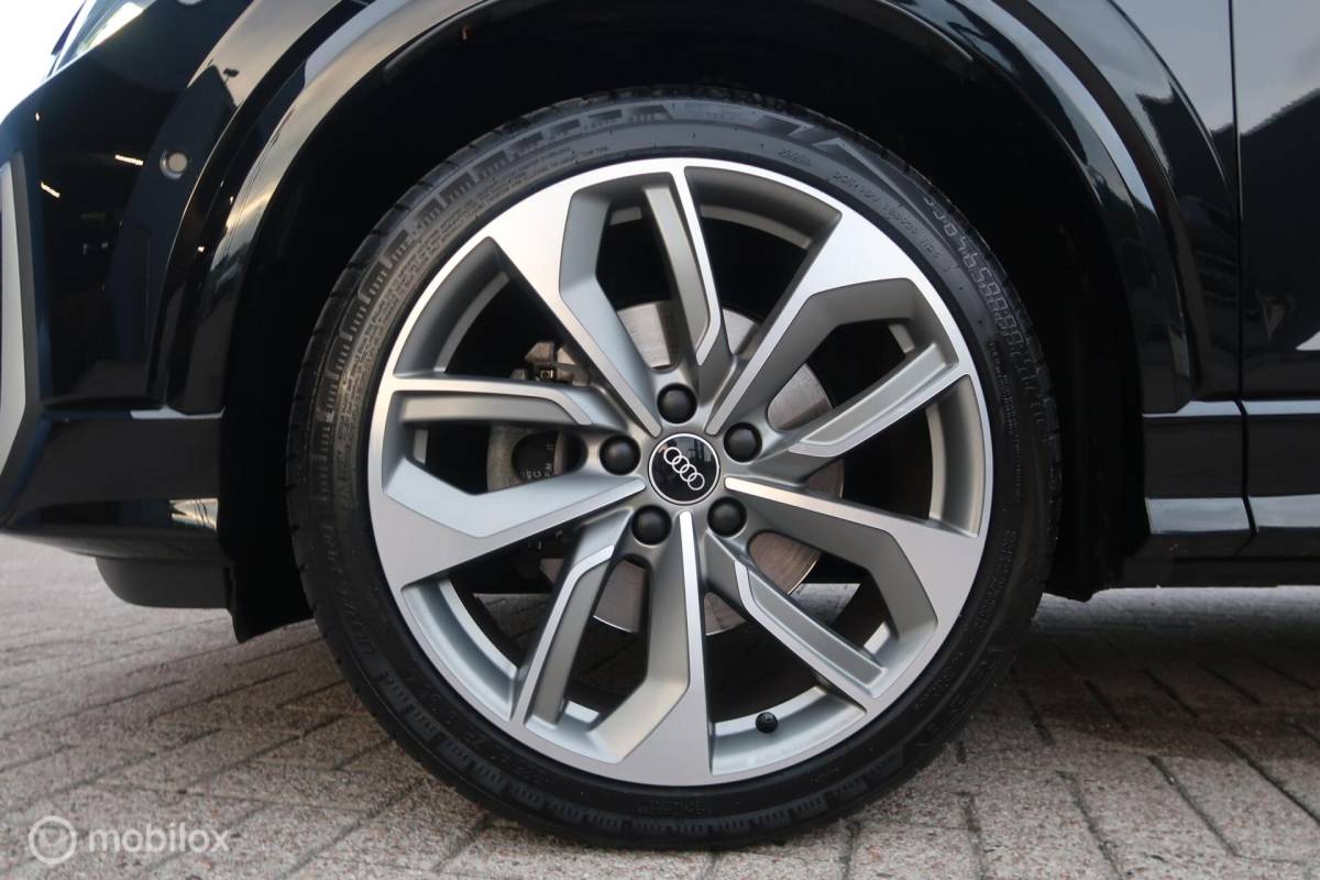 Audi Q2 Audi Q2 35 TFSI S-LINE B&O, MATRIX LED, PANODAK, KEYLESS