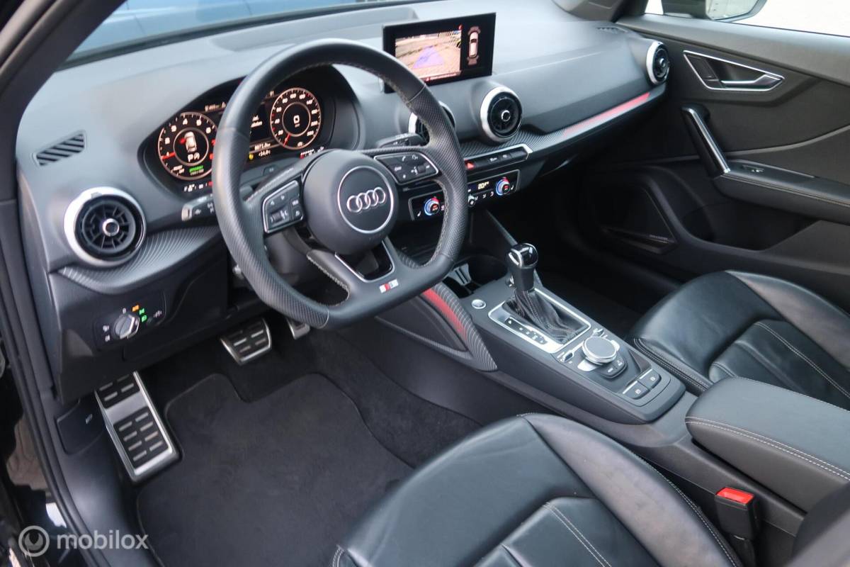 Audi Q2 Audi Q2 35 TFSI S-LINE B&O, MATRIX LED, PANODAK, KEYLESS