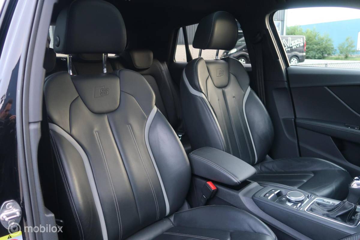 Audi Q2 Audi Q2 35 TFSI S-LINE B&O, MATRIX LED, PANODAK, KEYLESS