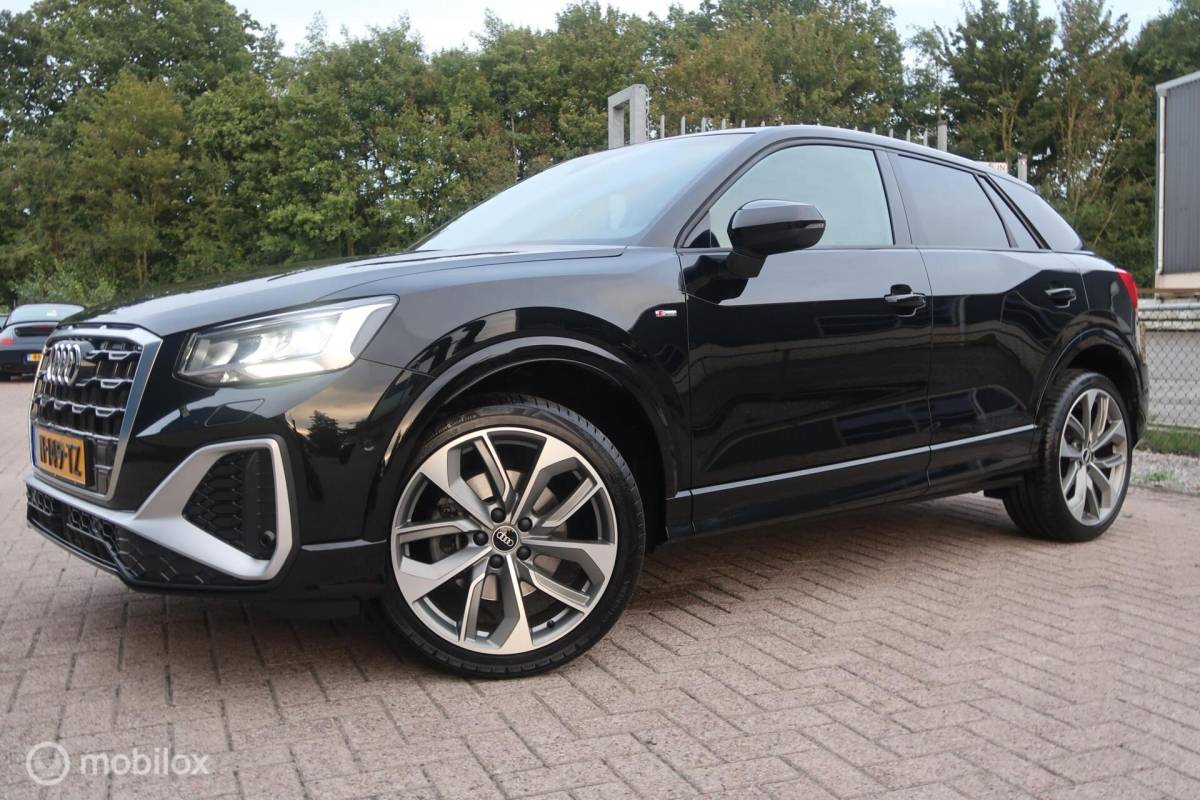 Audi Q2 Audi Q2 35 TFSI S-LINE B&O, MATRIX LED, PANODAK, KEYLESS