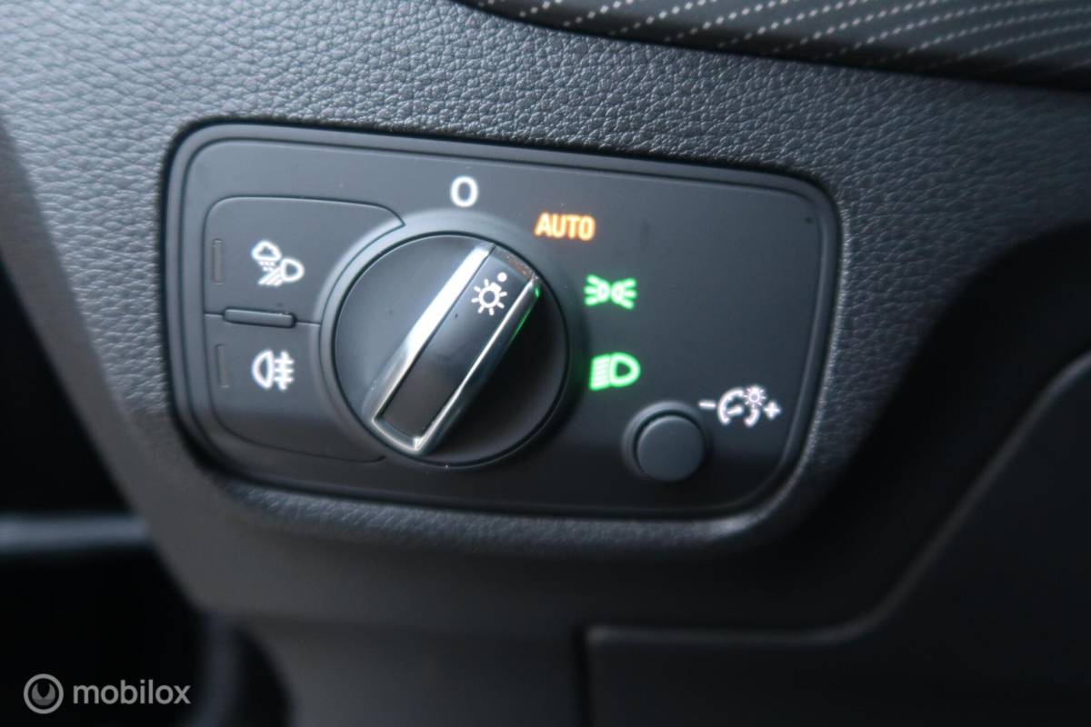 Audi Q2 Audi Q2 35 TFSI S-LINE B&O, MATRIX LED, PANODAK, KEYLESS