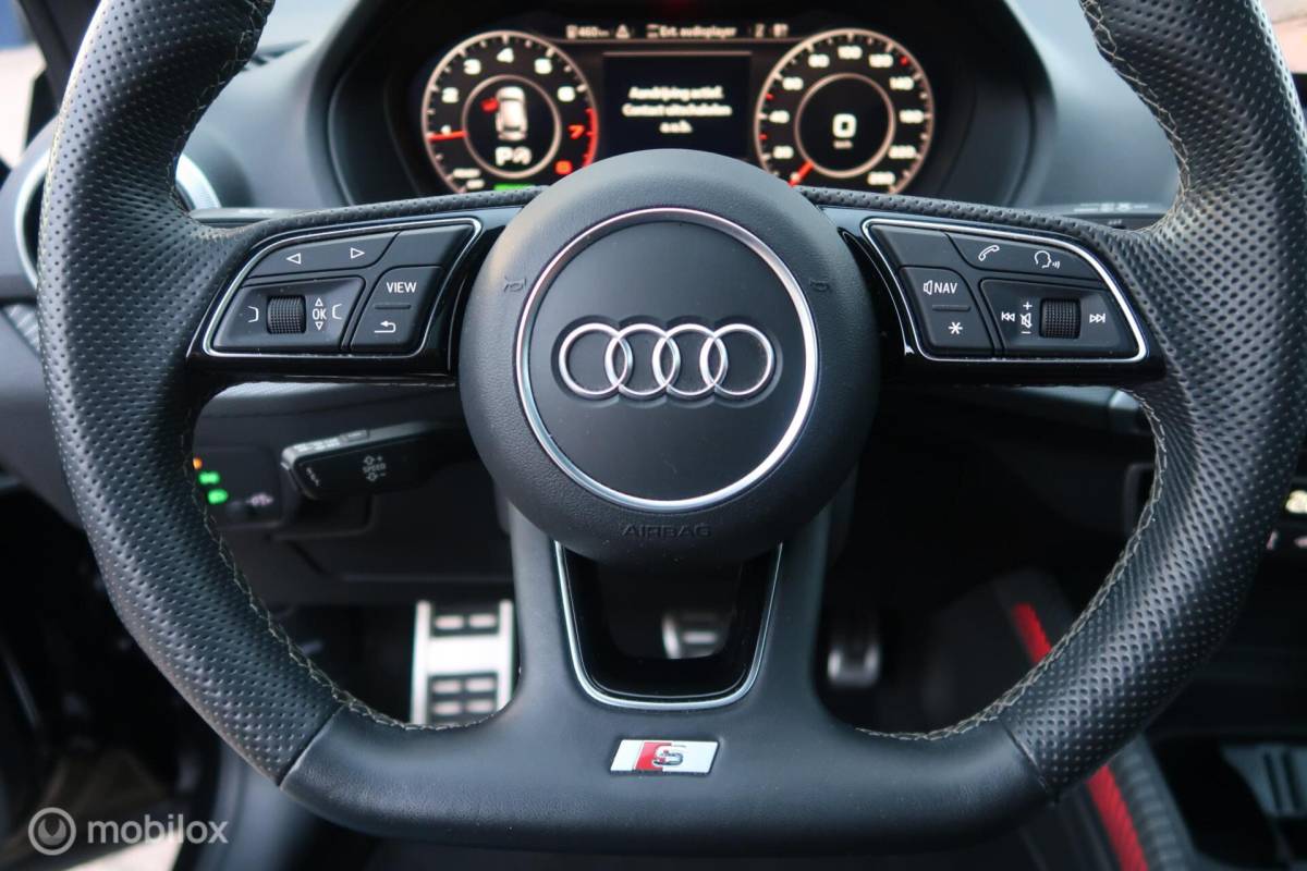 Audi Q2 Audi Q2 35 TFSI S-LINE B&O, MATRIX LED, PANODAK, KEYLESS