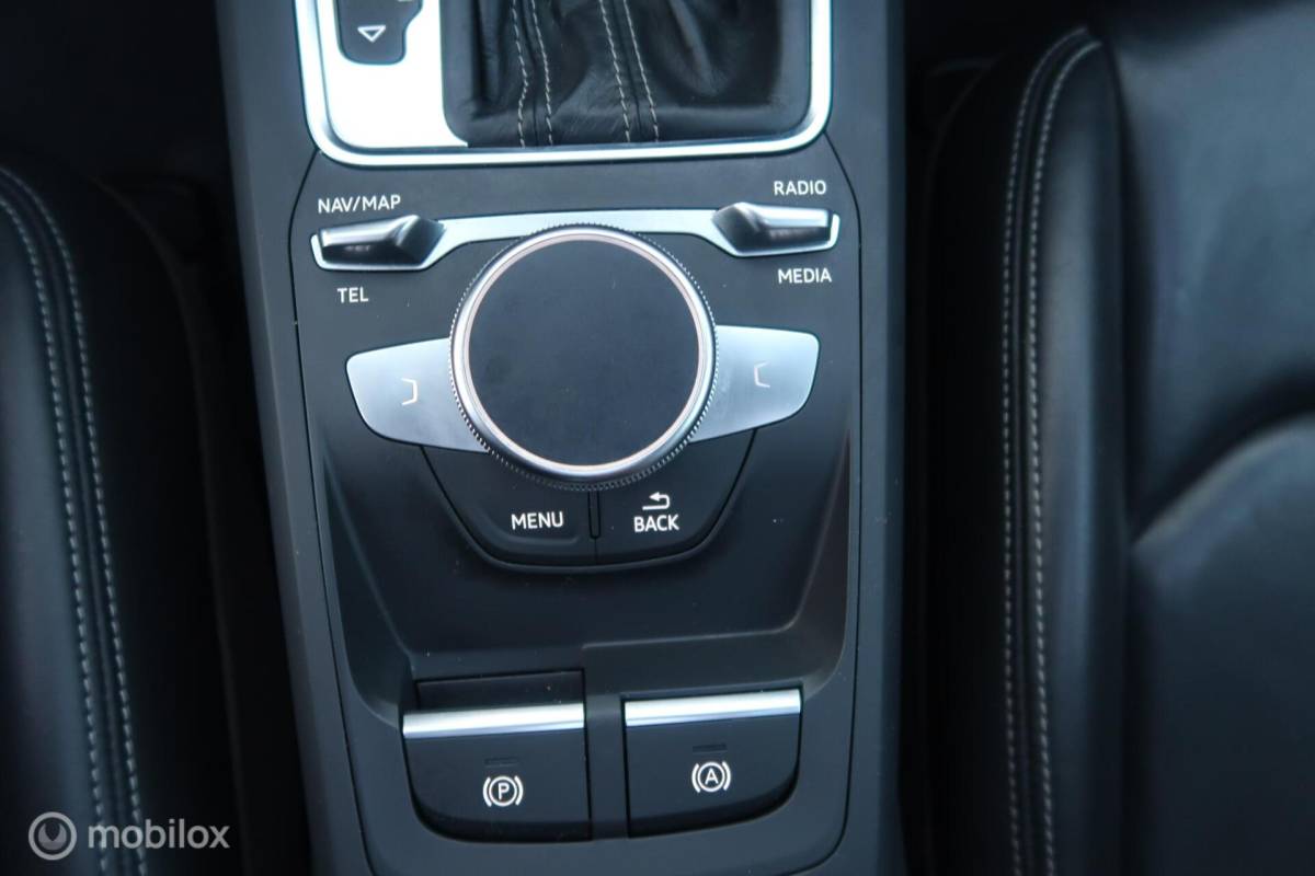 Audi Q2 Audi Q2 35 TFSI S-LINE B&O, MATRIX LED, PANODAK, KEYLESS