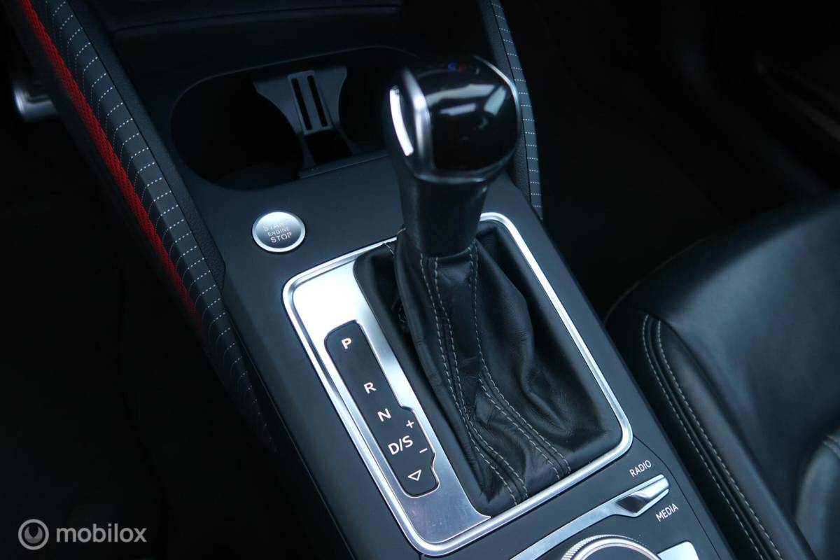 Audi Q2 Audi Q2 35 TFSI S-LINE B&O, MATRIX LED, PANODAK, KEYLESS