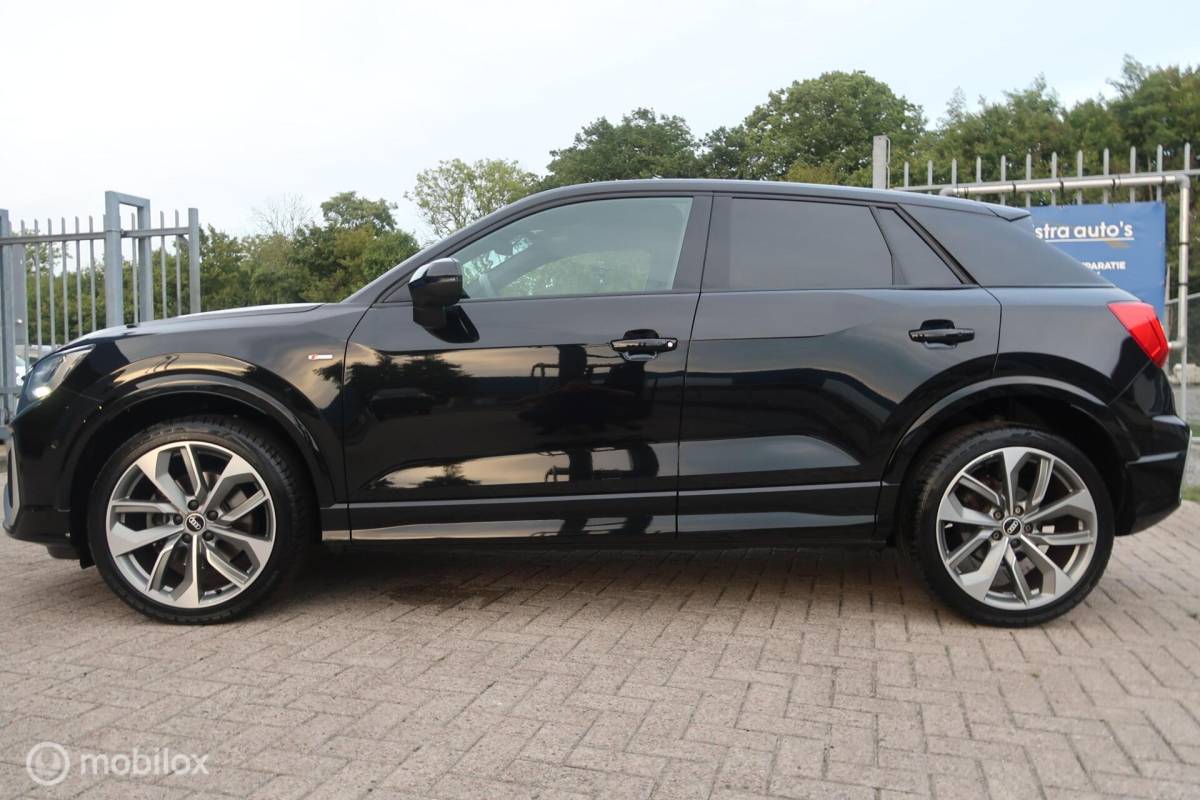 Audi Q2 Audi Q2 35 TFSI S-LINE B&O, MATRIX LED, PANODAK, KEYLESS