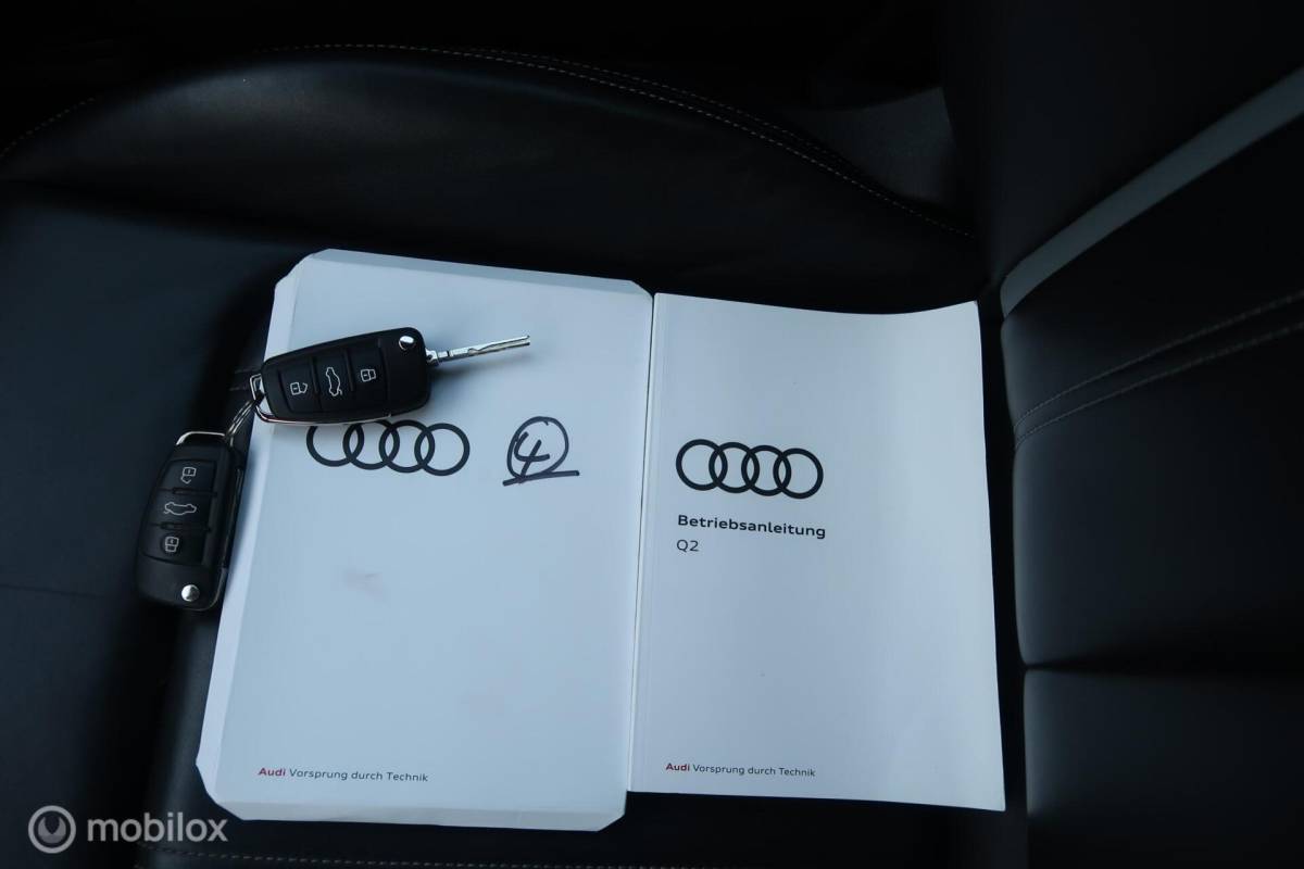 Audi Q2 Audi Q2 35 TFSI S-LINE B&O, MATRIX LED, PANODAK, KEYLESS