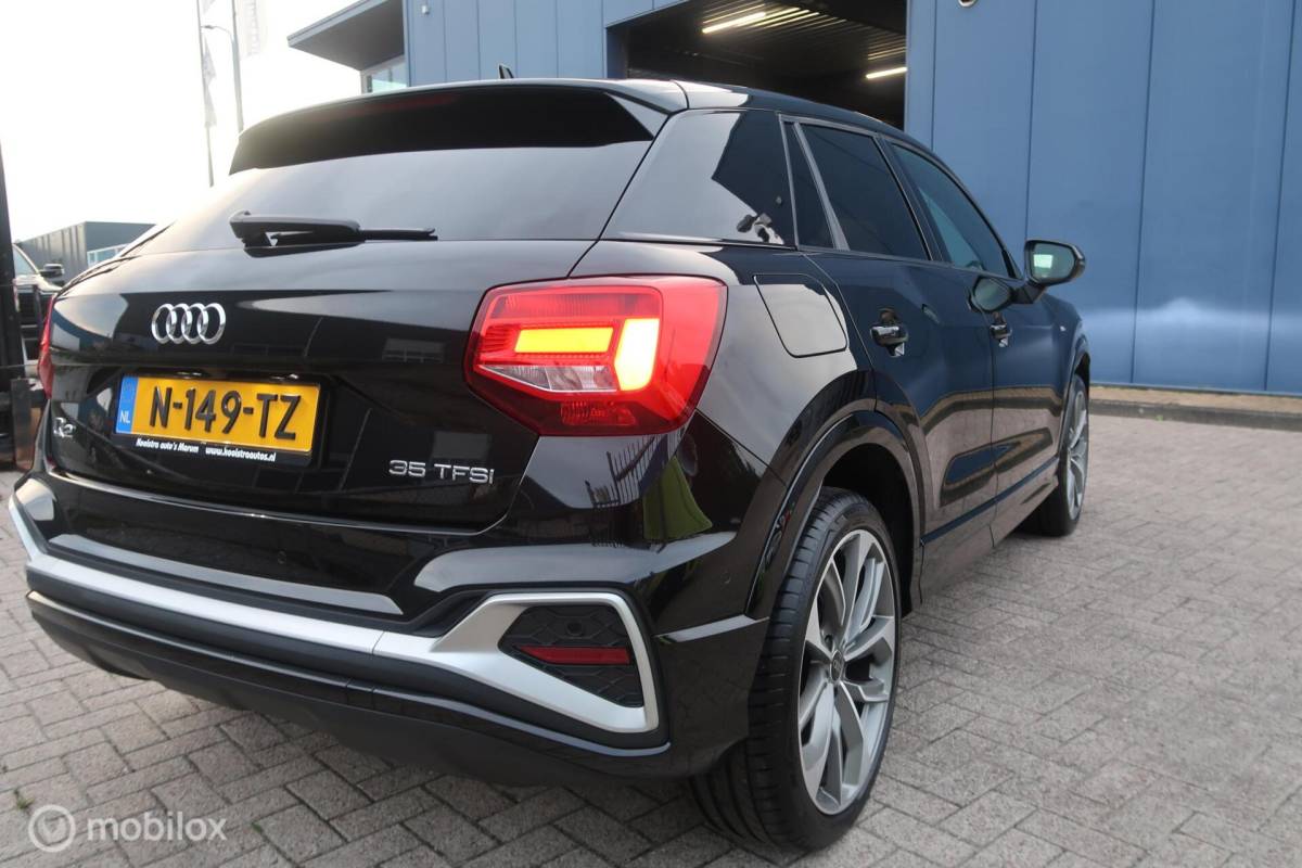 Audi Q2 Audi Q2 35 TFSI S-LINE B&O, MATRIX LED, PANODAK, KEYLESS