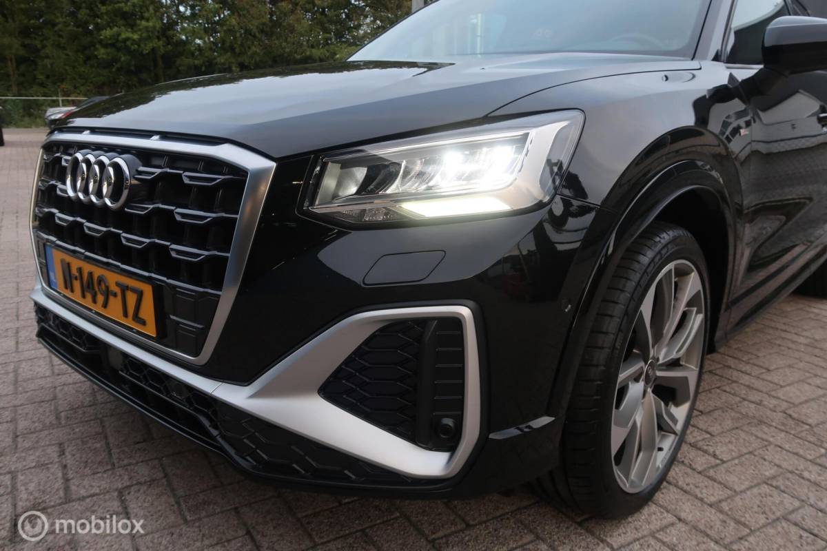 Audi Q2 Audi Q2 35 TFSI S-LINE B&O, MATRIX LED, PANODAK, KEYLESS