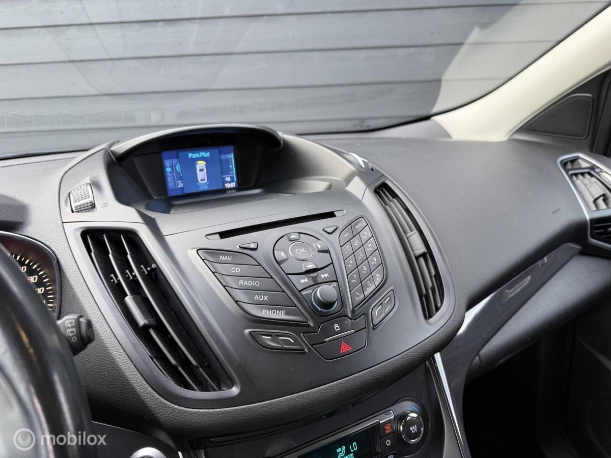 Ford Kuga Ford Kuga 1.6 T 150PK Titanium Navi/Trekhaak/Winterpakket/Clima