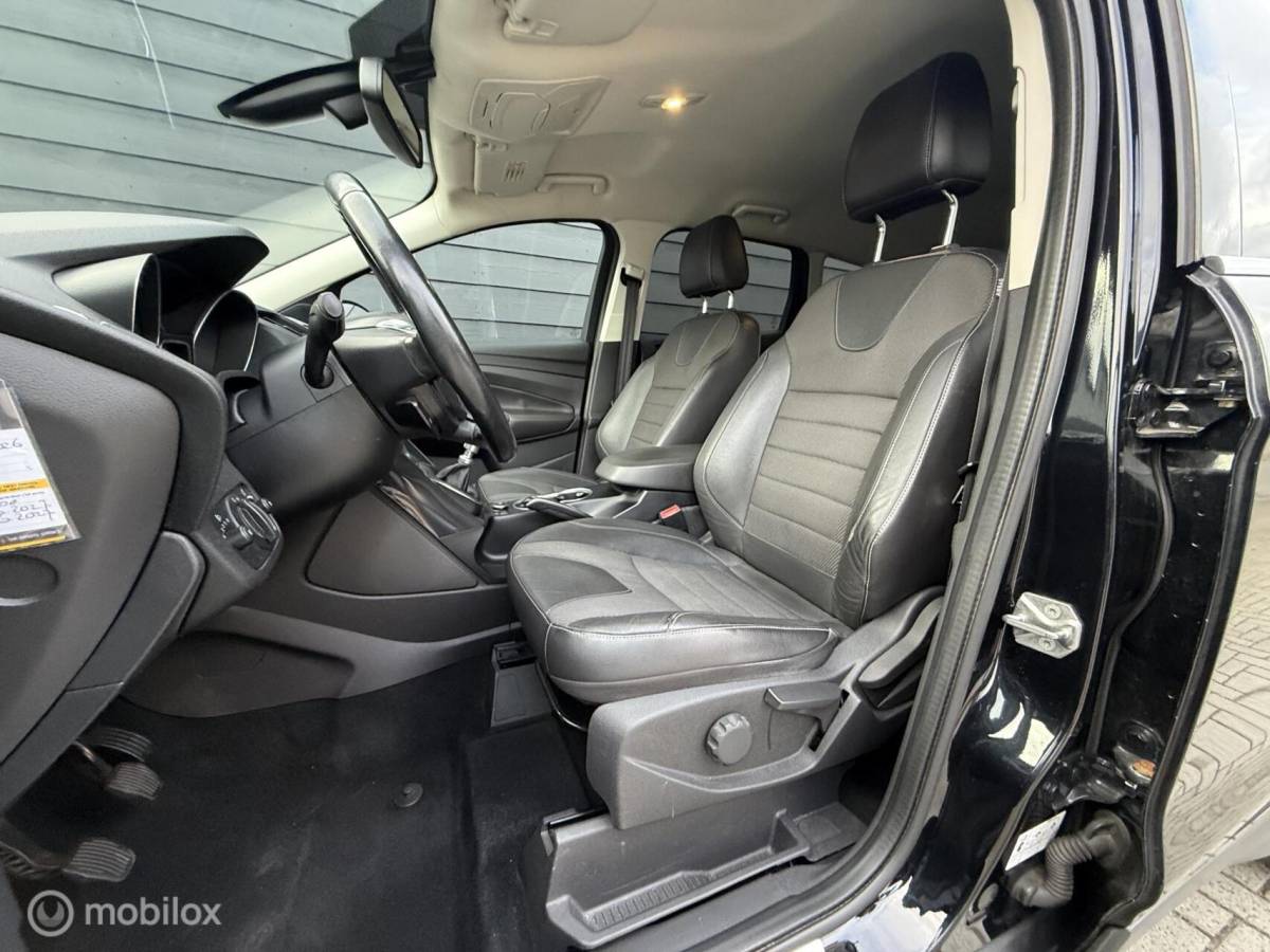 Ford Kuga Ford Kuga 1.6 T 150PK Titanium Navi/Trekhaak/Winterpakket/Clima