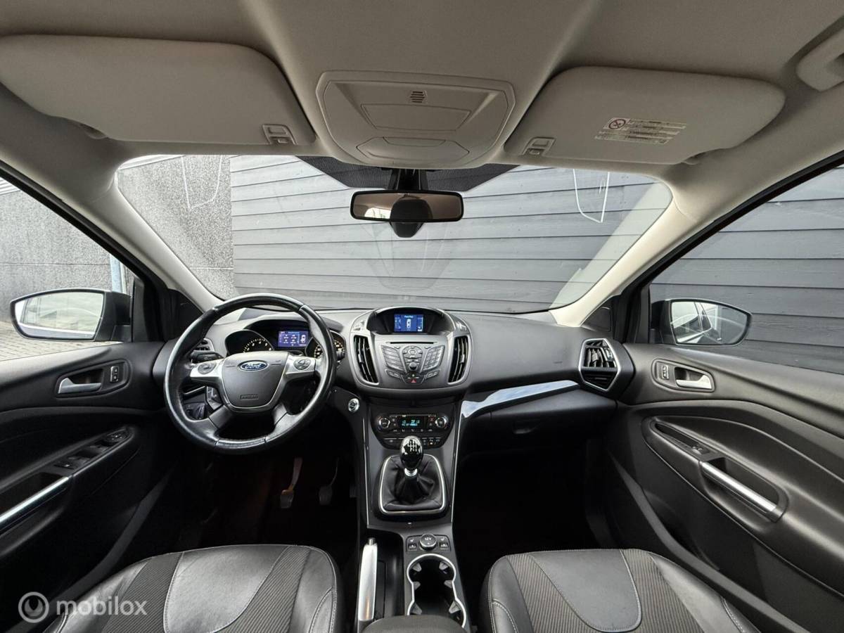Ford Kuga Ford Kuga 1.6 T 150PK Titanium Navi/Trekhaak/Winterpakket/Clima