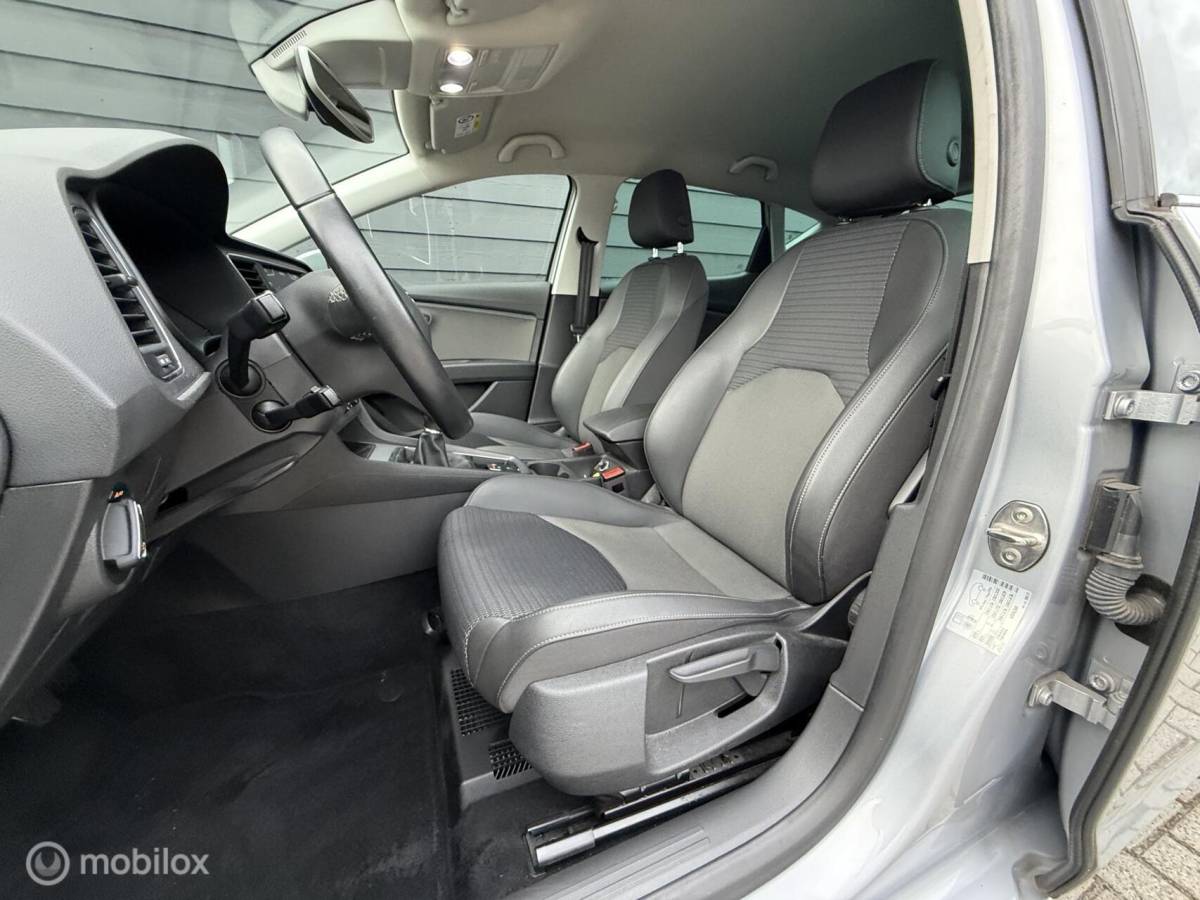 SEAT Leon Seat Leon 1.5 TSI Xcellence Business Intense Full-LED/Carplay