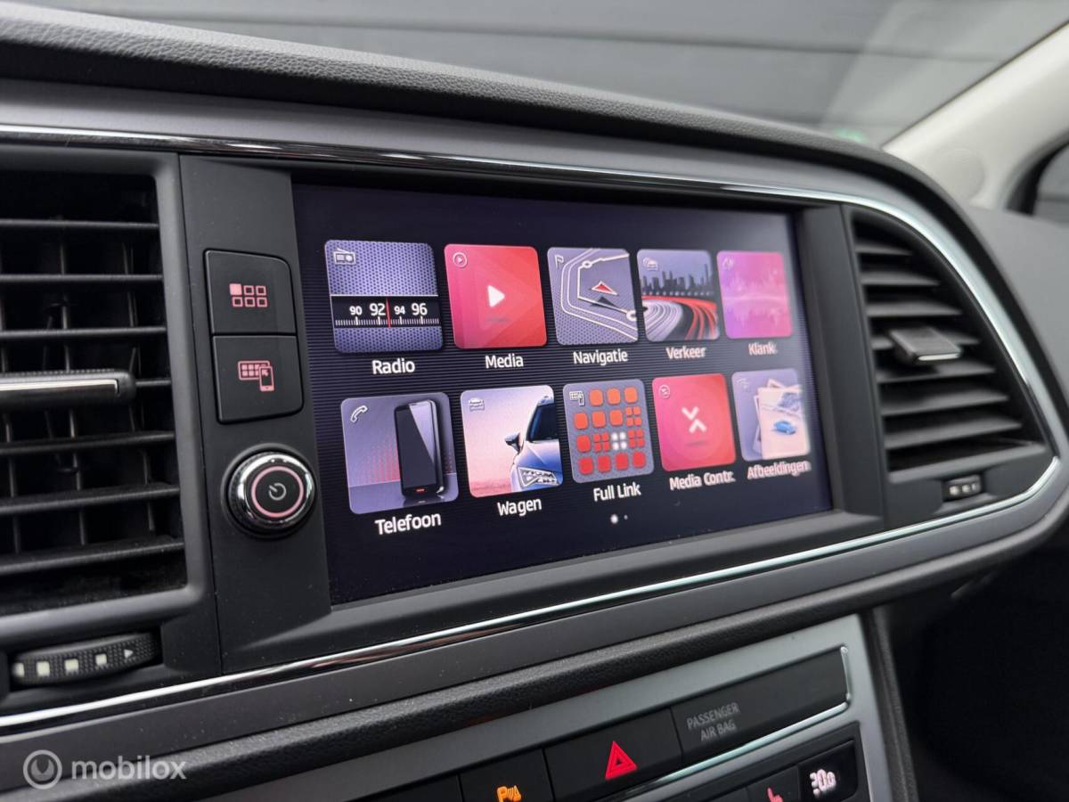 SEAT Leon Seat Leon 1.5 TSI Xcellence Business Intense Full-LED/Carplay