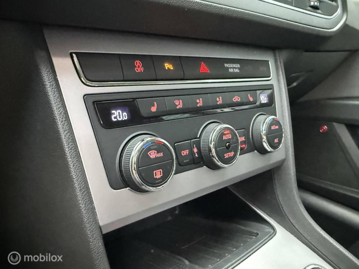 SEAT Leon Seat Leon 1.5 TSI Xcellence Business Intense Full-LED/Carplay