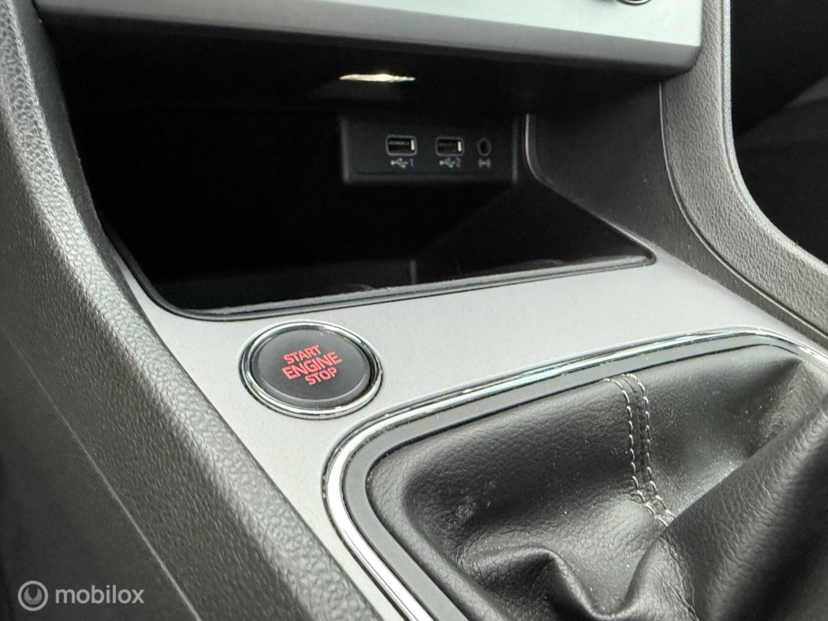 SEAT Leon Seat Leon 1.5 TSI Xcellence Business Intense Full-LED/Carplay