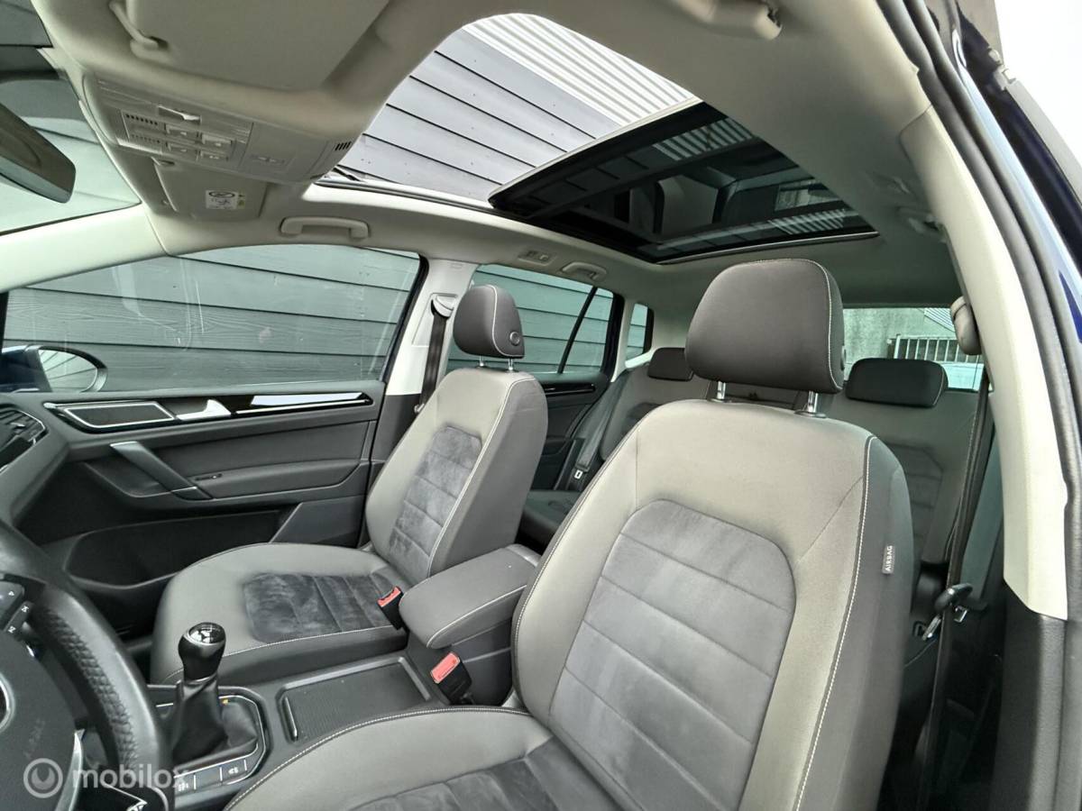 Volkswagen Golf Sportsvan Volkswagen Golf Sportsvan 1.4 TSI Pano.dak/Trekhaak/Clima/Cruise