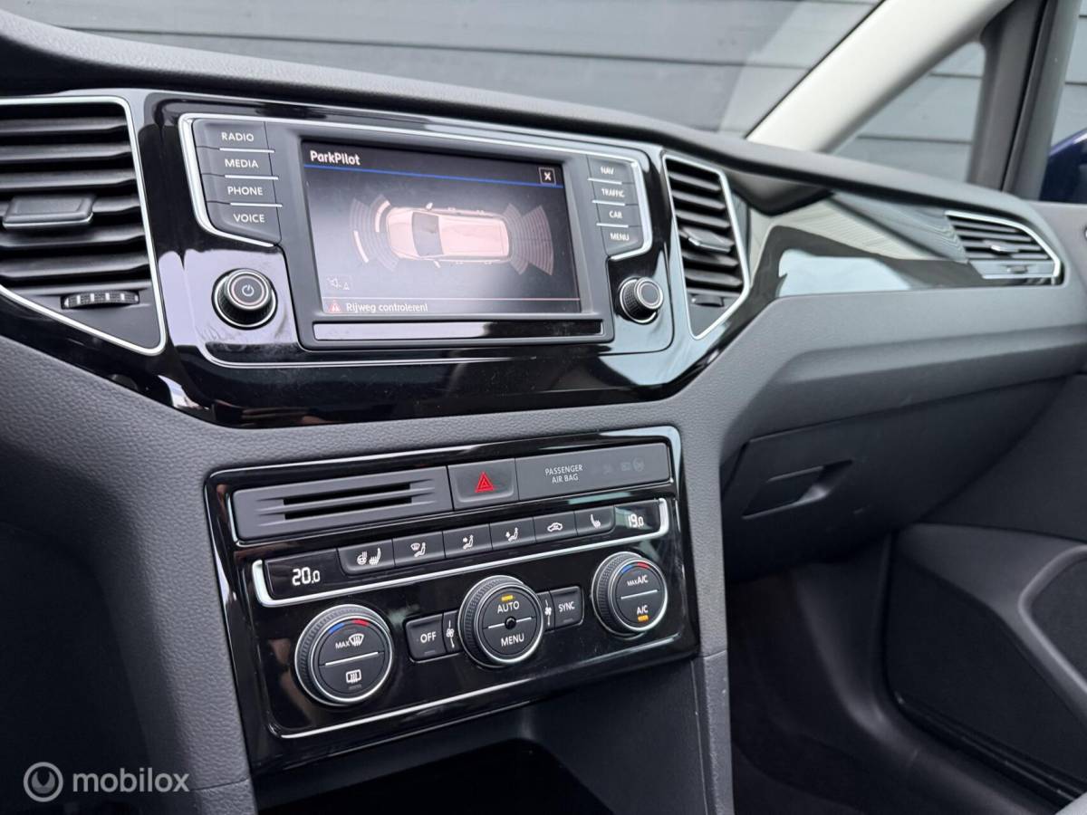 Volkswagen Golf Sportsvan Volkswagen Golf Sportsvan 1.4 TSI Pano.dak/Trekhaak/Clima/Cruise