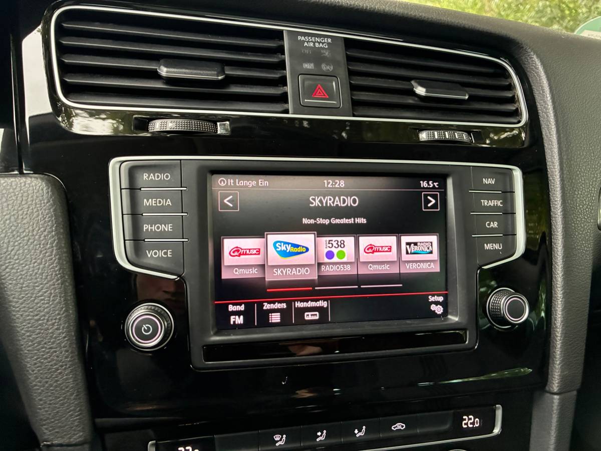 Volkswagen Golf Volkswagen Golf Variant 1.6 TDI Allstar| Pano + ACC + Trekhaak Nu € 5.975,-!!!