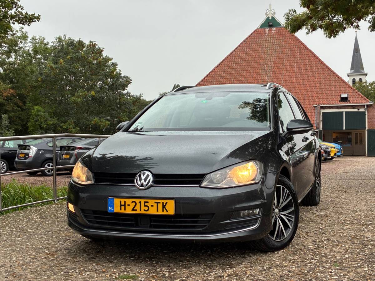 Volkswagen Golf Volkswagen Golf Variant 1.6 TDI Allstar| Pano + ACC + Trekhaak Nu € 5.975,-!!!