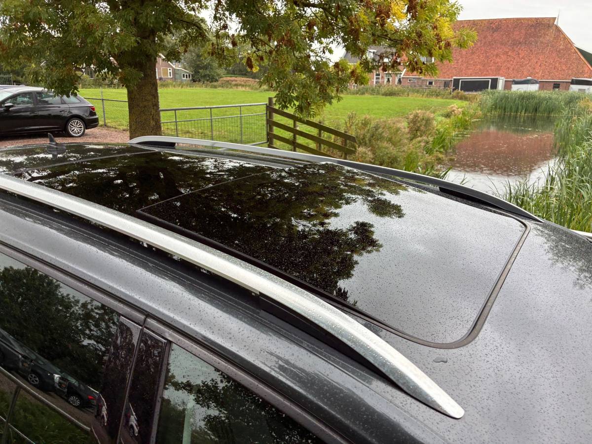 Volkswagen Golf Volkswagen Golf Variant 1.6 TDI Allstar| Pano + ACC + Trekhaak Nu € 5.975,-!!!