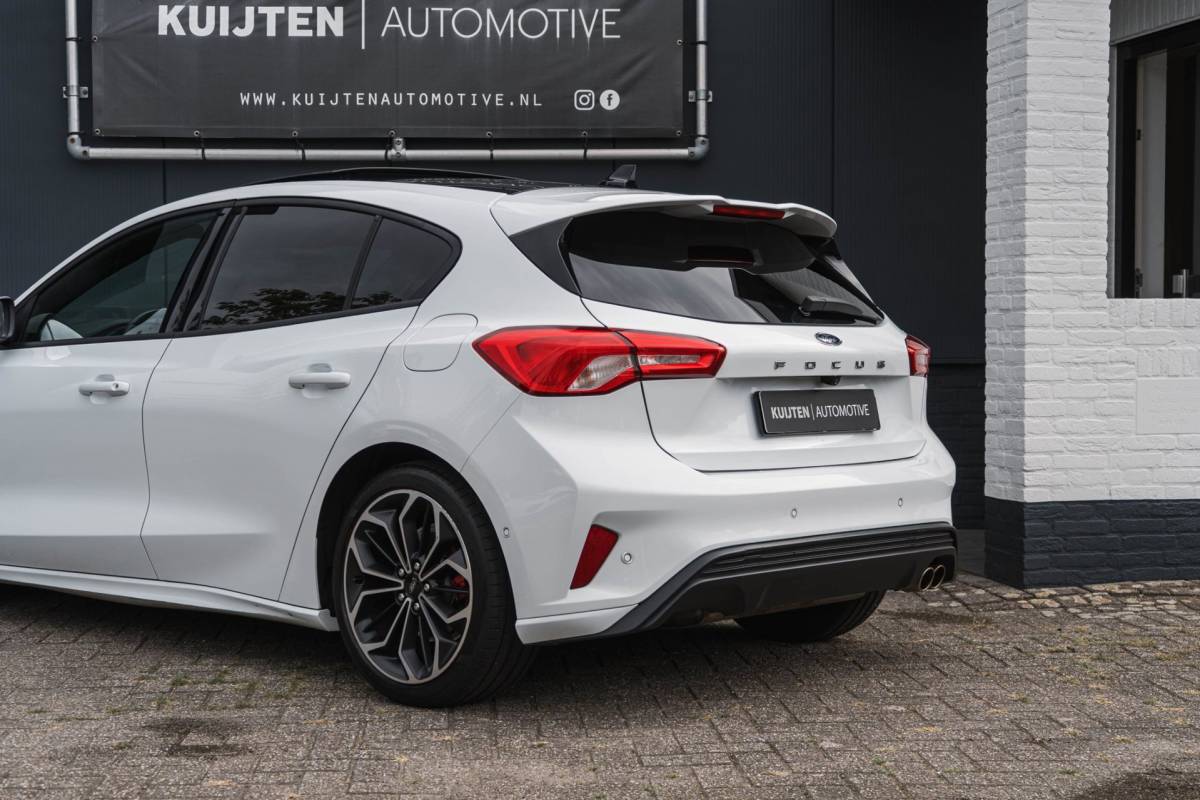Ford Focus Ford Focus 1.0 EcoBoost ST Line X / Full options!