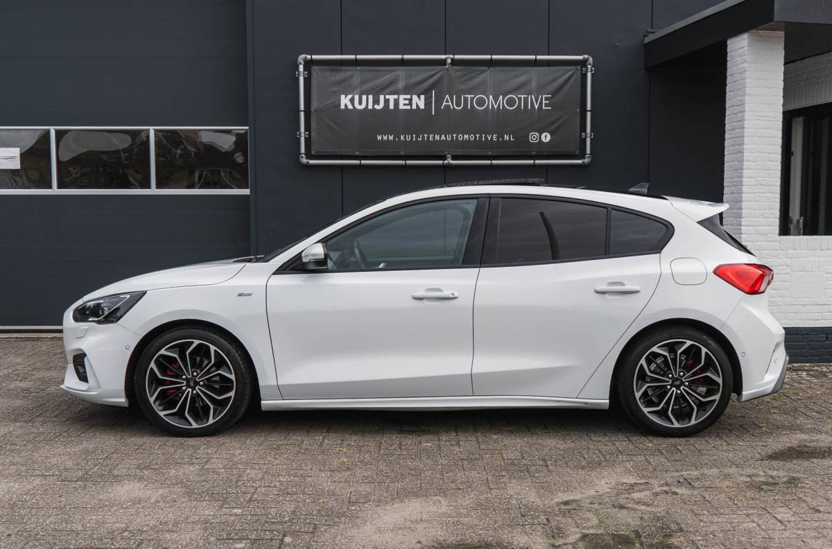 Ford Focus Ford Focus 1.0 EcoBoost ST Line X / Full options!