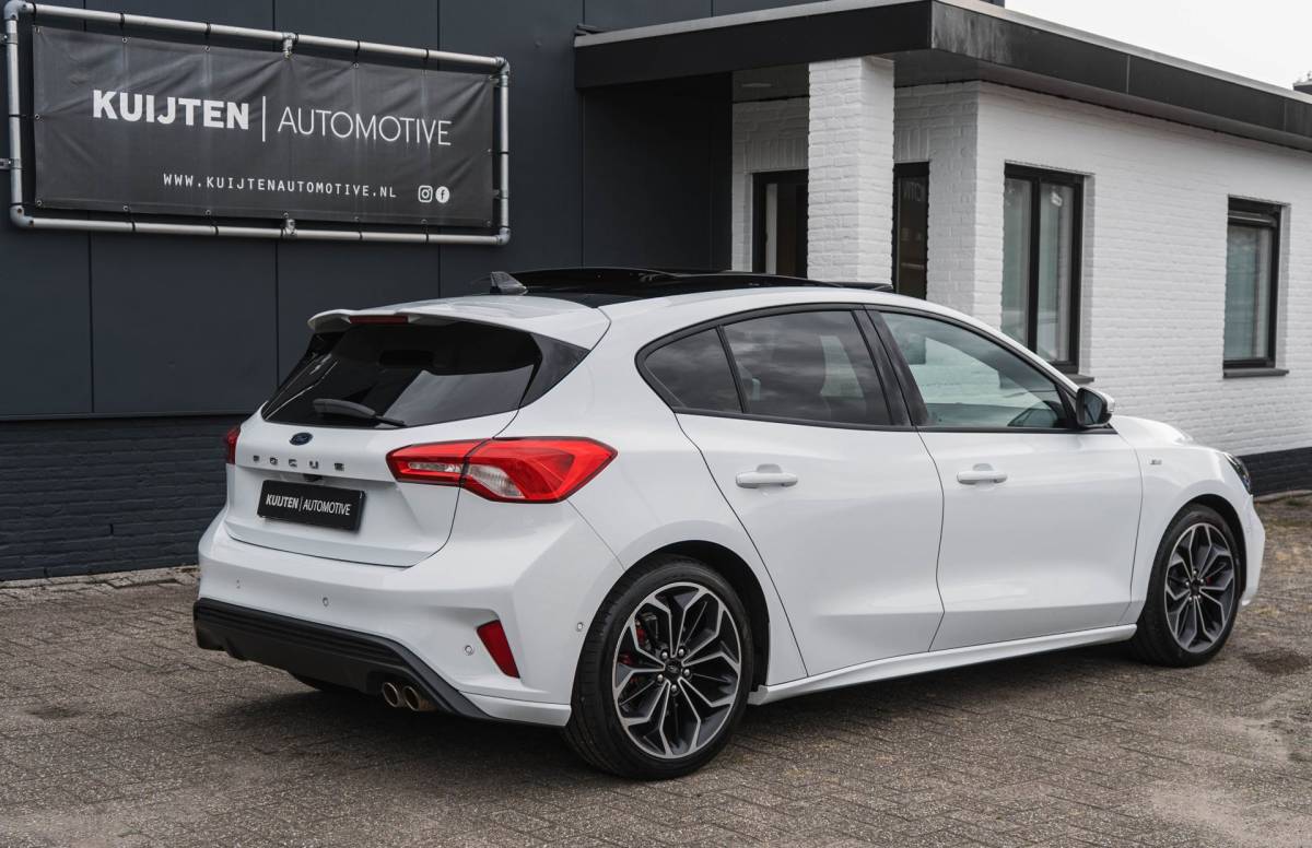 Ford Focus Ford Focus 1.0 EcoBoost ST Line X / Full options!