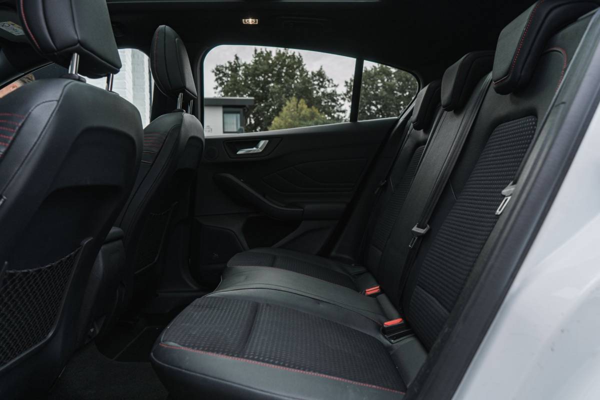 Ford Focus Ford Focus 1.0 EcoBoost ST Line X / Full options!