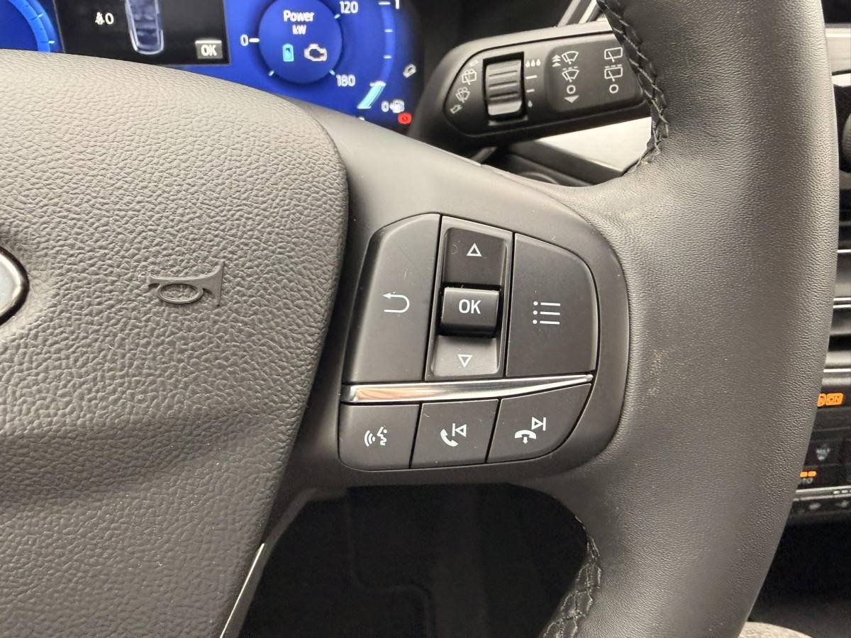 Ford Kuga Ford Kuga 2.5 PHEV Titanium 225pk | Wegklapbare  Trekhaak | AGR Stoelen | Winter Pack | Adaptieve Cruise Control | Reservewiel | Achteruitrijcamera