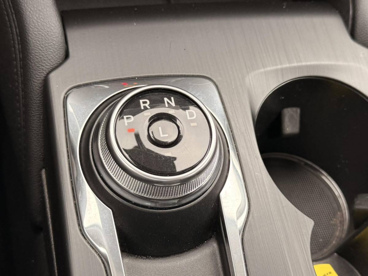 Ford Kuga Ford Kuga 2.5 PHEV Titanium 225pk | Wegklapbare  Trekhaak | AGR Stoelen | Winter Pack | Adaptieve Cruise Control | Reservewiel | Achteruitrijcamera
