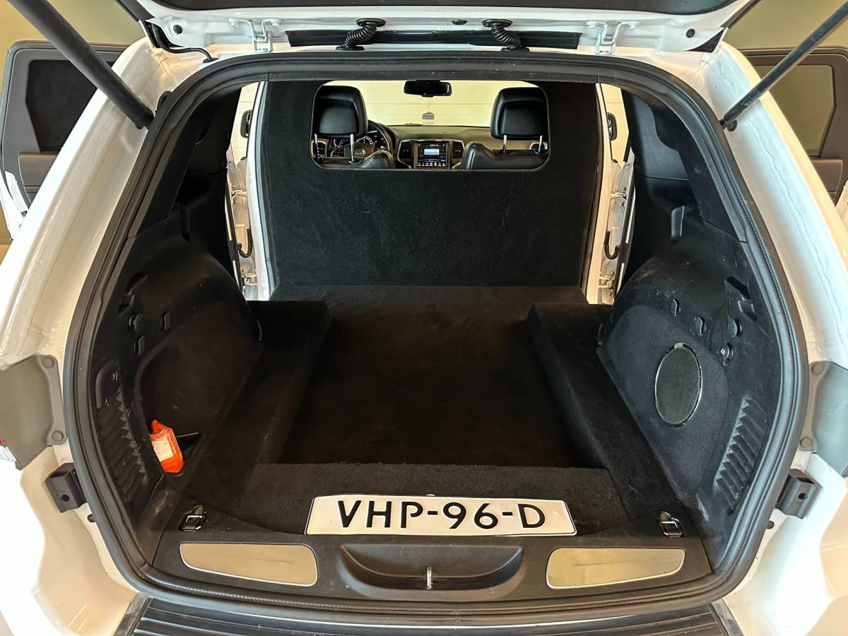 Jeep Grand Cherokee Jeep GRAND CHEROKEE 3.0 CRD V6 AUTOMAAT 4×4 LIMITED-uitv|TREKHAAK|NAVIGATIE|CRUISECONTROL|MEMORY SEATS|LEDER|incl.nwe APK+OH-BEURT