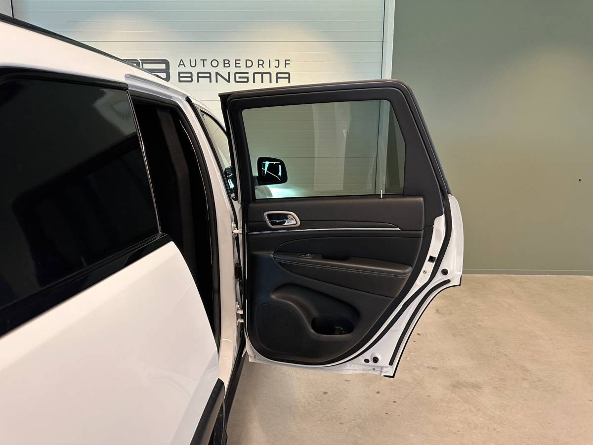 Jeep Grand Cherokee Jeep GRAND CHEROKEE 3.0 CRD V6 AUTOMAAT 4×4 LIMITED-uitv|TREKHAAK|NAVIGATIE|CRUISECONTROL|MEMORY SEATS|LEDER|incl.nwe APK+OH-BEURT