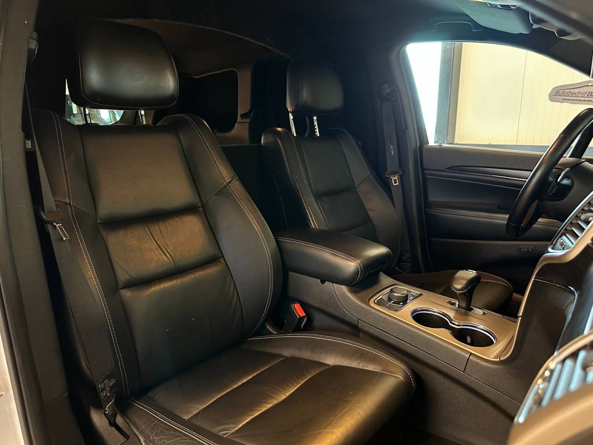 Jeep Grand Cherokee Jeep GRAND CHEROKEE 3.0 CRD V6 AUTOMAAT 4×4 LIMITED-uitv|TREKHAAK|NAVIGATIE|CRUISECONTROL|MEMORY SEATS|LEDER|incl.nwe APK+OH-BEURT