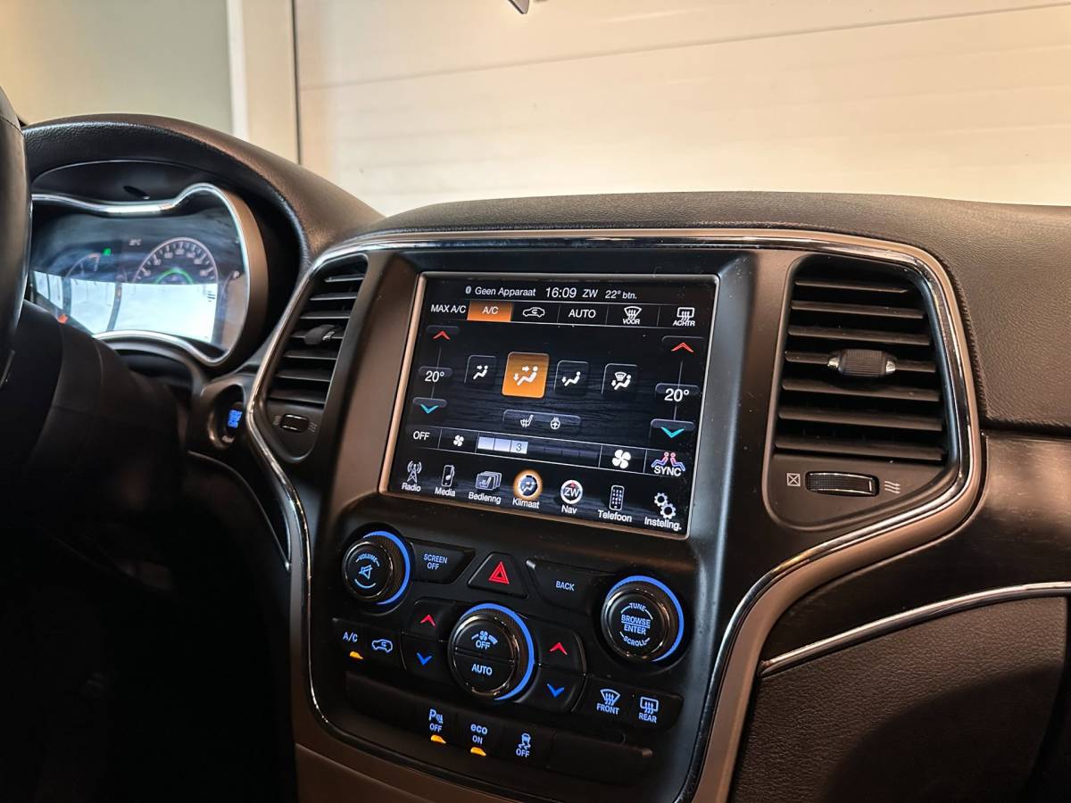 Jeep Grand Cherokee Jeep GRAND CHEROKEE 3.0 CRD V6 AUTOMAAT 4×4 LIMITED-uitv|TREKHAAK|NAVIGATIE|CRUISECONTROL|MEMORY SEATS|LEDER|incl.nwe APK+OH-BEURT