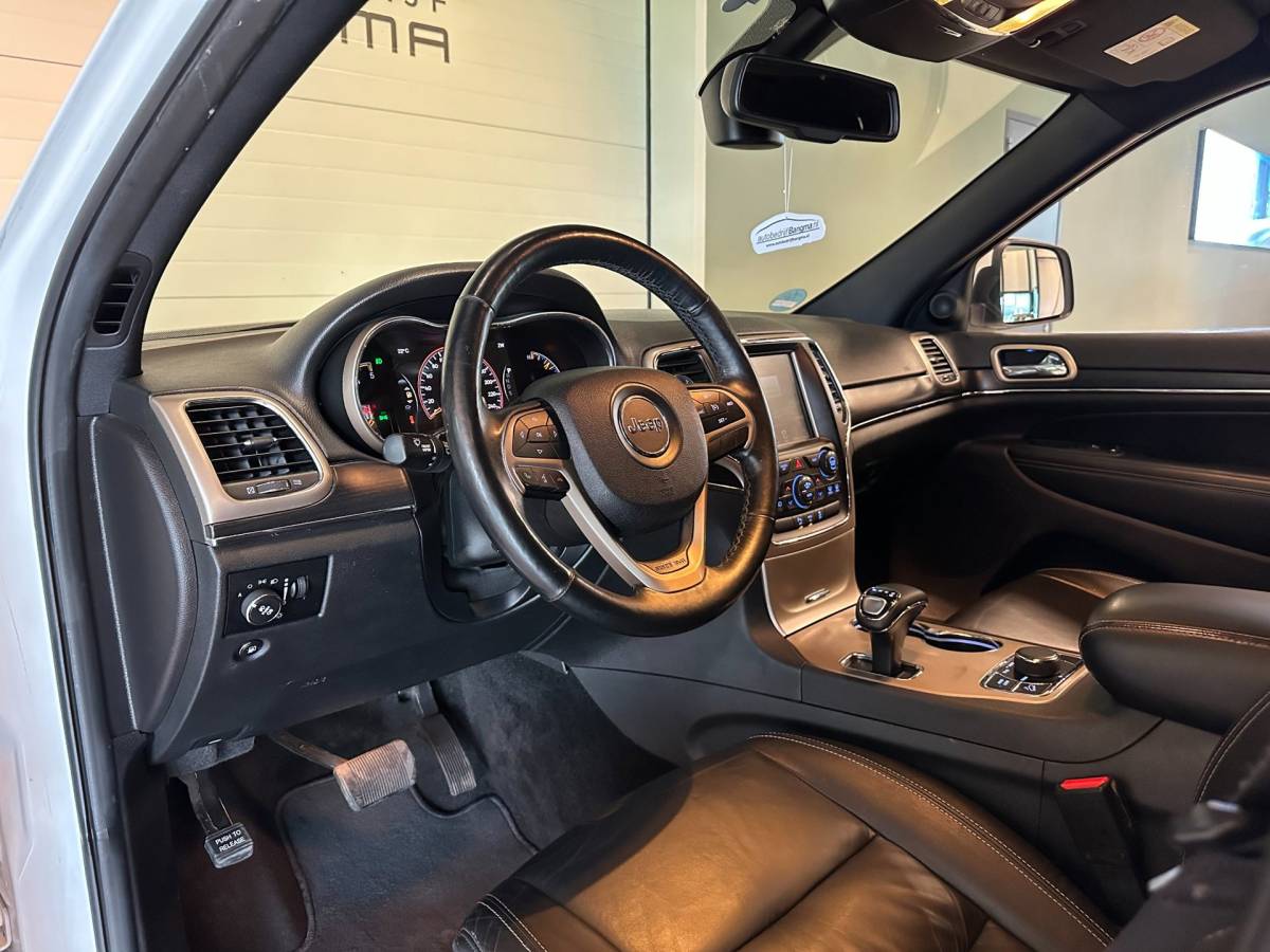 Jeep Grand Cherokee Jeep GRAND CHEROKEE 3.0 CRD V6 AUTOMAAT 4×4 LIMITED-uitv|TREKHAAK|NAVIGATIE|CRUISECONTROL|MEMORY SEATS|LEDER|incl.nwe APK+OH-BEURT
