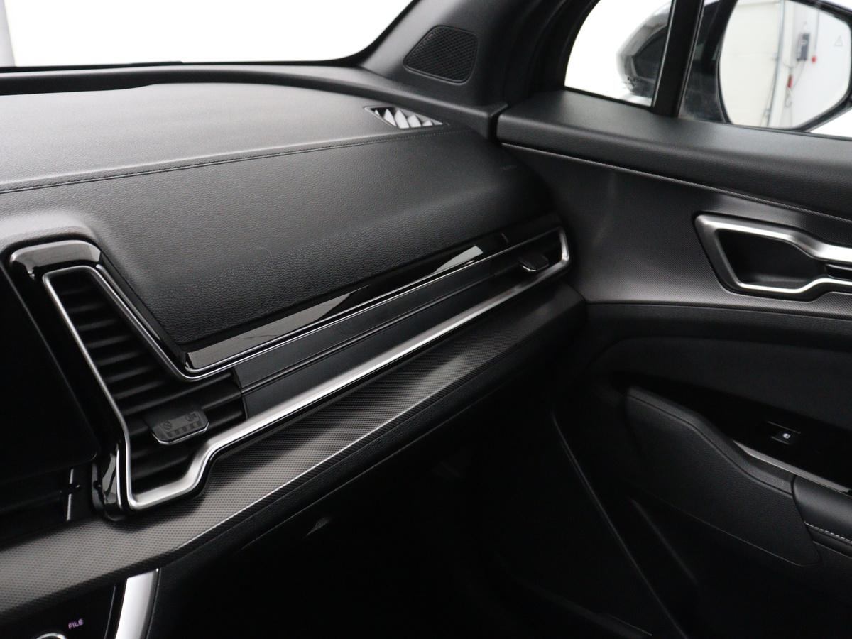 Kia Sportage Kia Sportage 1.6 T-GDi Hybrid GT-Line | Panoramadak |  Trekhaak | Leder/Alcantara | Stoel & stuurverwarming | Adaptive cruise | Matrix LED | Camera | Carplay | Keyless | Achterbankverwarming