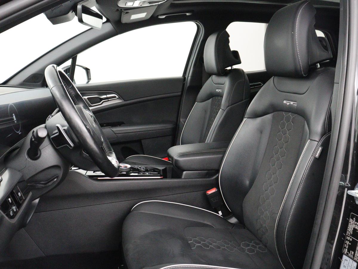 Kia Sportage Kia Sportage 1.6 T-GDi Hybrid GT-Line | Panoramadak |  Trekhaak | Leder/Alcantara | Stoel & stuurverwarming | Adaptive cruise | Matrix LED | Camera | Carplay | Keyless | Achterbankverwarming