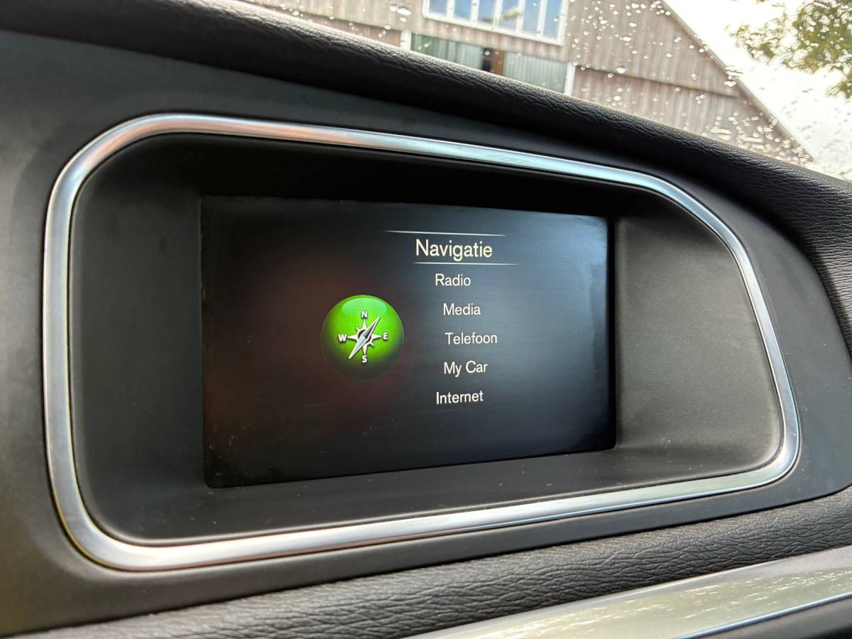 Volvo V40 Volvo V40 2.0 T3 | Xenon + Clima + Navi nu €8.975,-!!