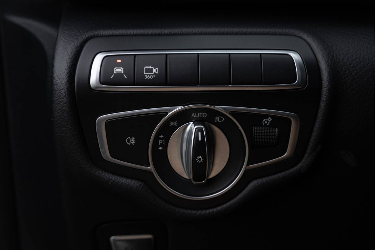 Mercedes-Benz V-Klasse Mercedes-Benz V-klasse 250d Lang Avantgarde | 6 PERSONEN | BURMESTER  |  BEKEND VAN TV |