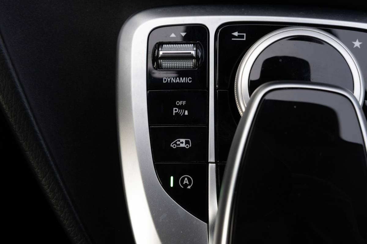 Mercedes-Benz V-Klasse Mercedes-Benz V-klasse 250d Lang Avantgarde | 6 PERSONEN | BURMESTER  |  BEKEND VAN TV |