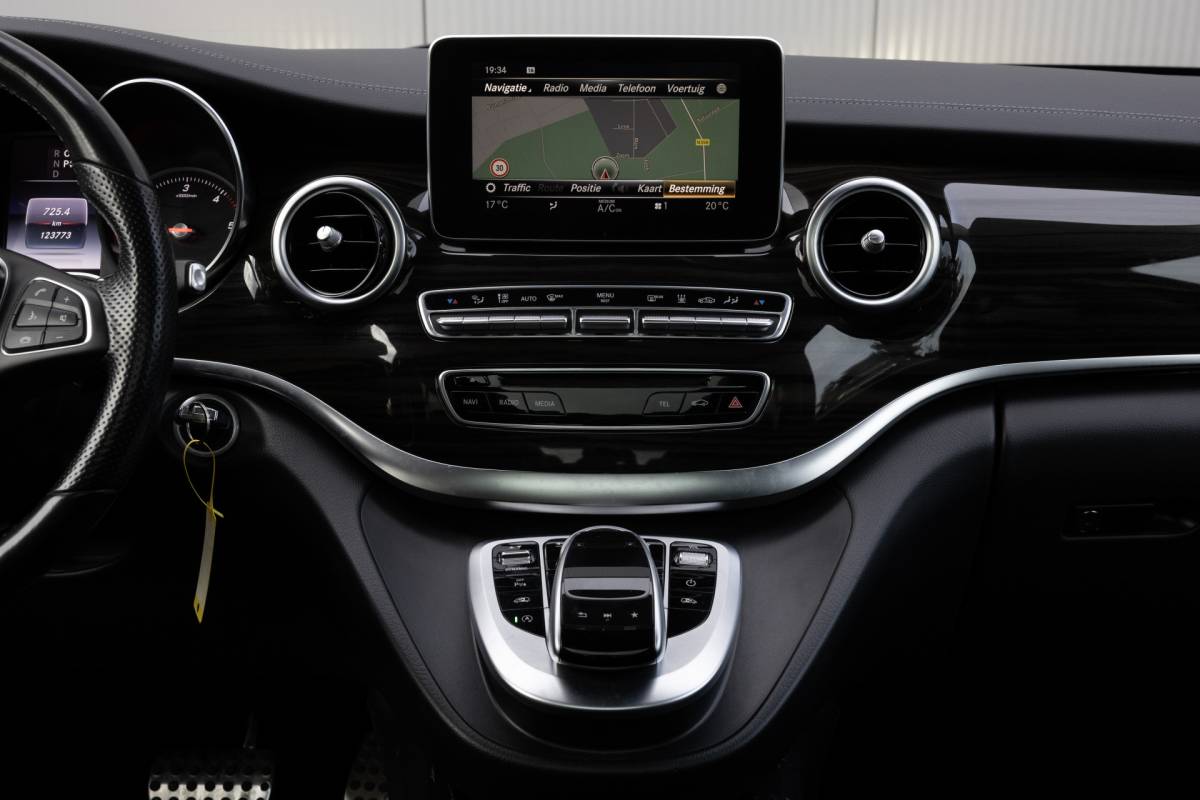 Mercedes-Benz V-Klasse Mercedes-Benz V-klasse 250d Lang Avantgarde | PRIJS EX BTW | 6 PERSONEN | BURMESTER  |  BEKEND VAN TV |